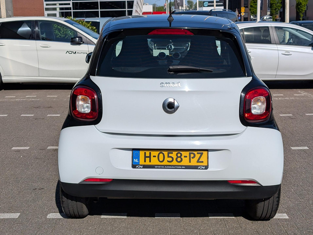 44375669-13.jpg