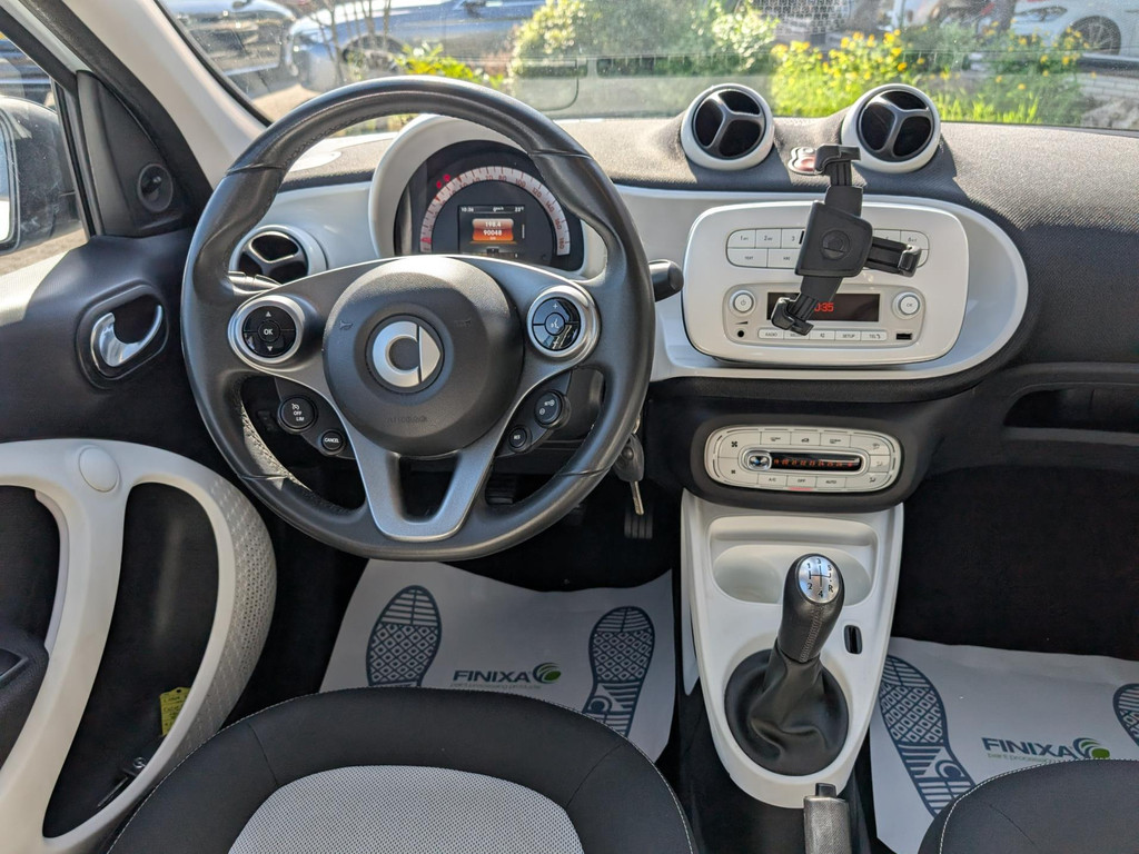 44375669-15.jpg