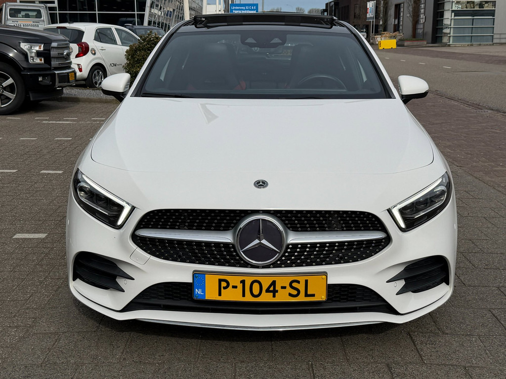 52663871-10.jpg