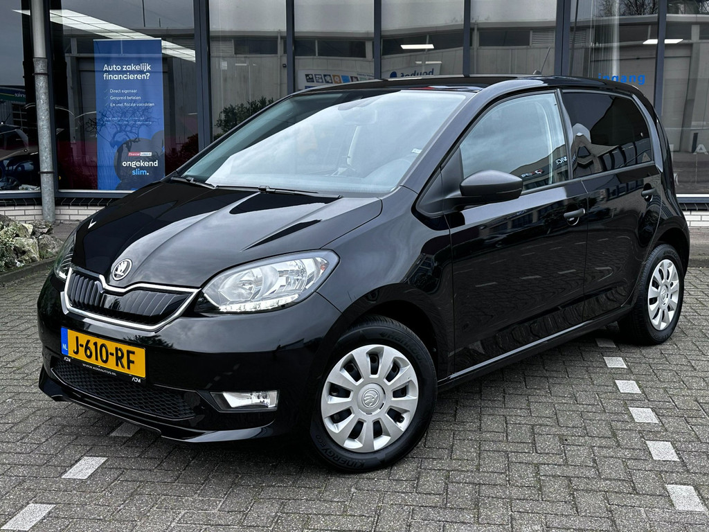53140976