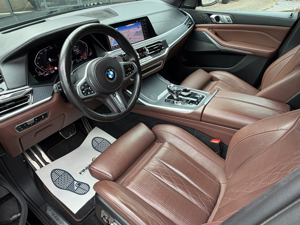 55973919-4.jpg